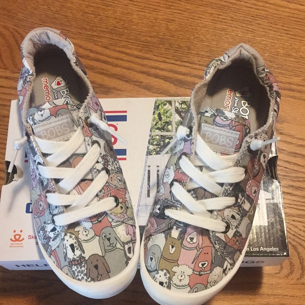 Bobs women's size 6